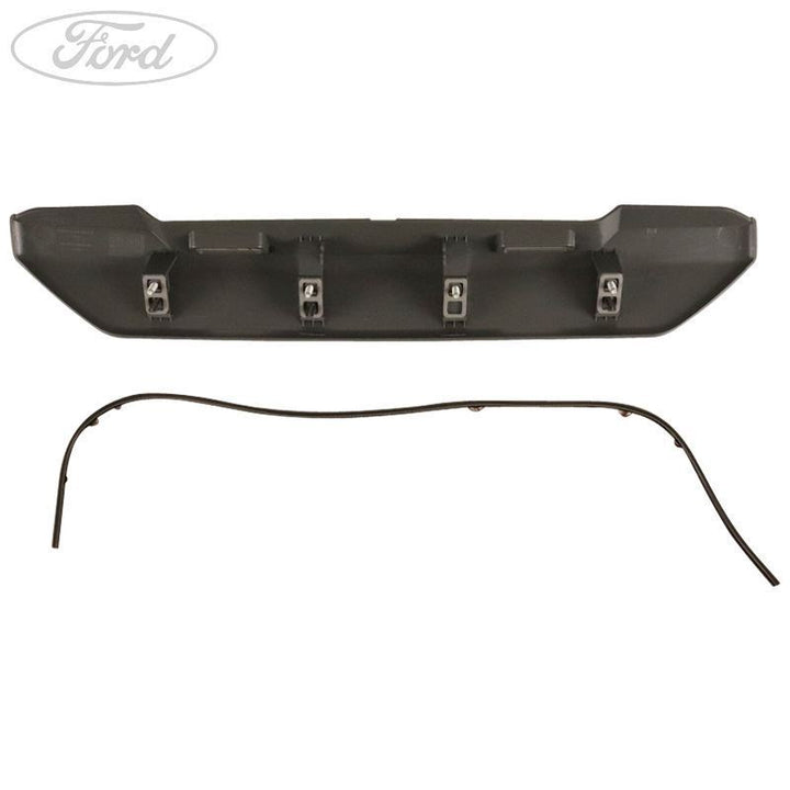 Original Ford Kennzeichenleuchte ohne Rückfahrekamera grundiert 1855438