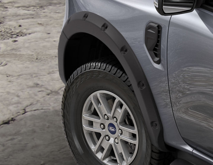 Original Ford Ranger Radhausverbreiterung vorne und hinten, mattschwarz