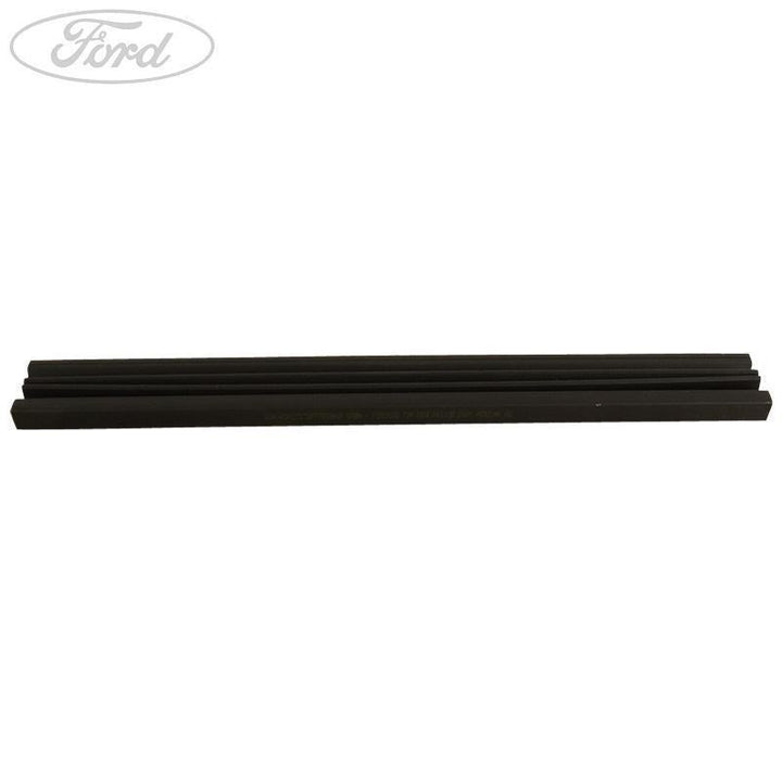 Original Ford Schild 1695740