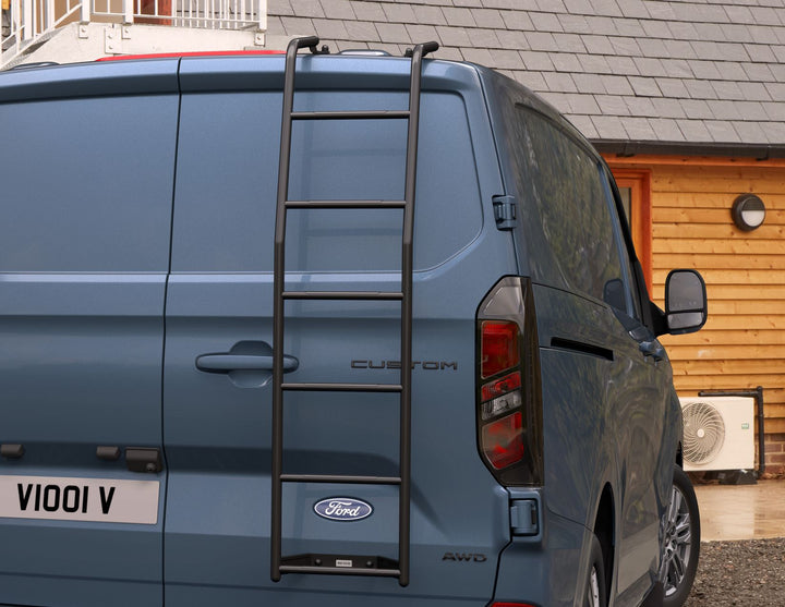 Original Ford Transit Custom ab 2023 Heckleiter, mit niedrigem Dach