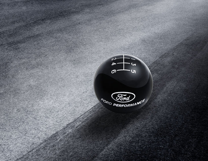 Ford Mustang Performance Schaltknauf mit Ford Performance Logo 2215886