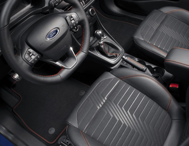 Original Ford Puma & Fiesta Velours-Teppichfußmatten vorne, schwarz, rote Nähte