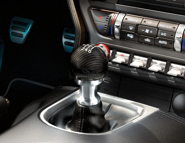 Ford Mustang Performance Schaltknauf mit Ford Performance-Logo 2225651