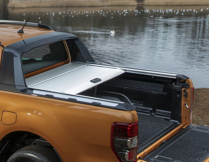Original Ford Ranger Laderaumrollo silber, manuell