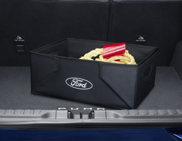 Faltbare Transportbox schwarzer Stoff, mit weißem Ford Oval auf beiden Seiten