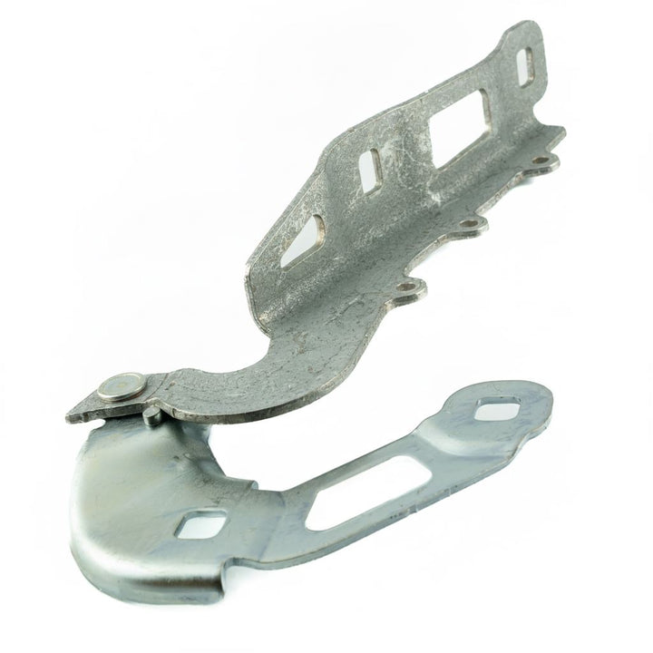 Ford Focus 2018–2025 Beifahrerseite Motorhaubenscharnier links 2206957