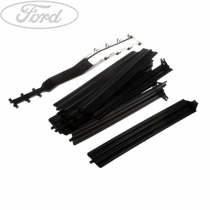 Original Ford Focus Abstandshalter, Luftabweiser 1795094