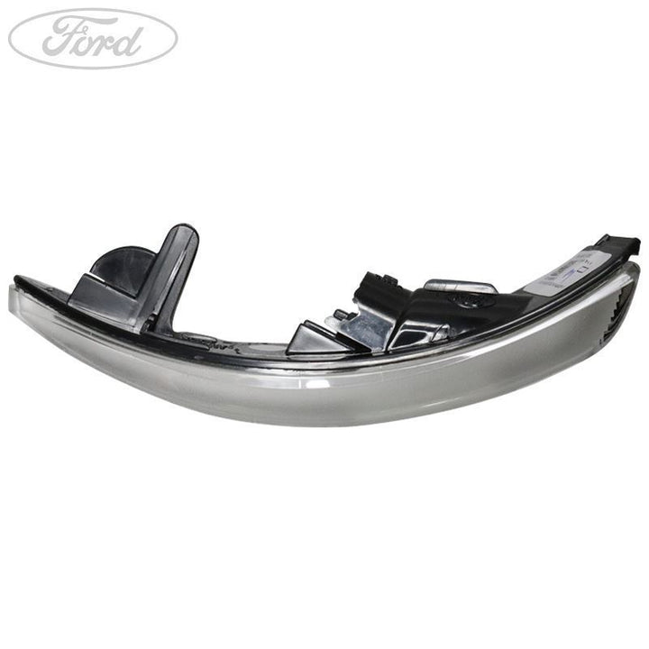 Original Ford Gehäuse und Linse 1895066