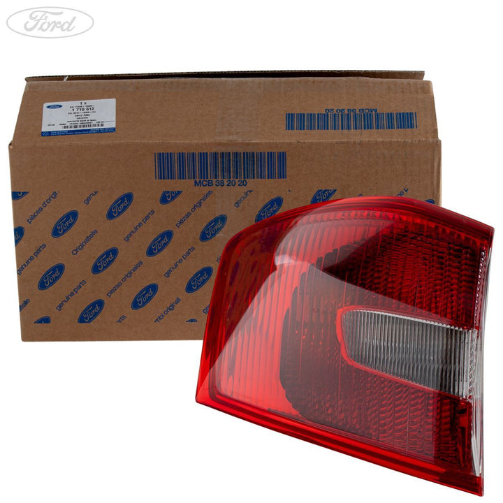 Original Ford Kuga Rückleuchteneinheit außen links hinten N/S Light 1710612