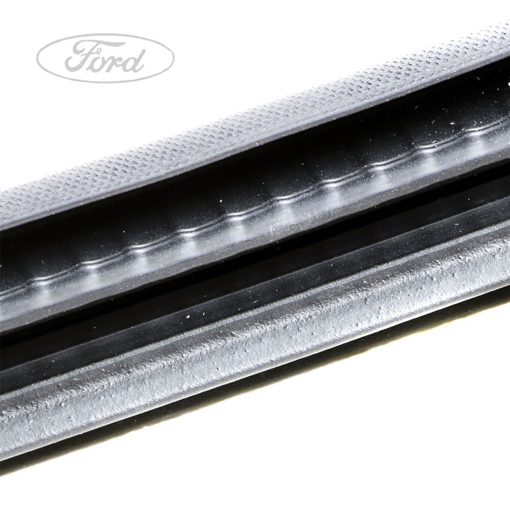 Original Ford Fiesta 2008-2019 Kantenschutz mit Dichtung 1794593