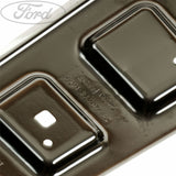 Original Ford Kühler Halter 1381405