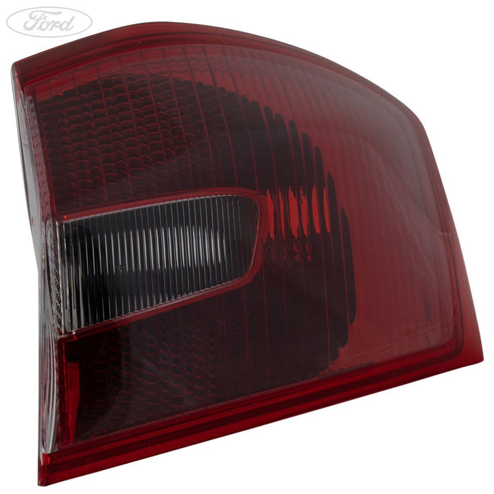 Kuga Mk1 Außen rechts hinten Rücklicht Lampe Cluster
