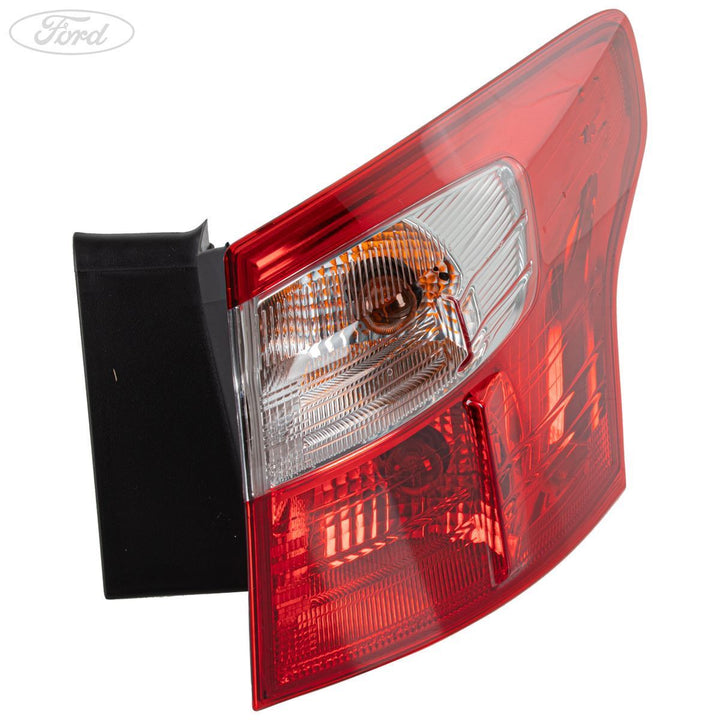 Focus Kombi Mk3 hinten rechts Rücklicht Lampe Cluster