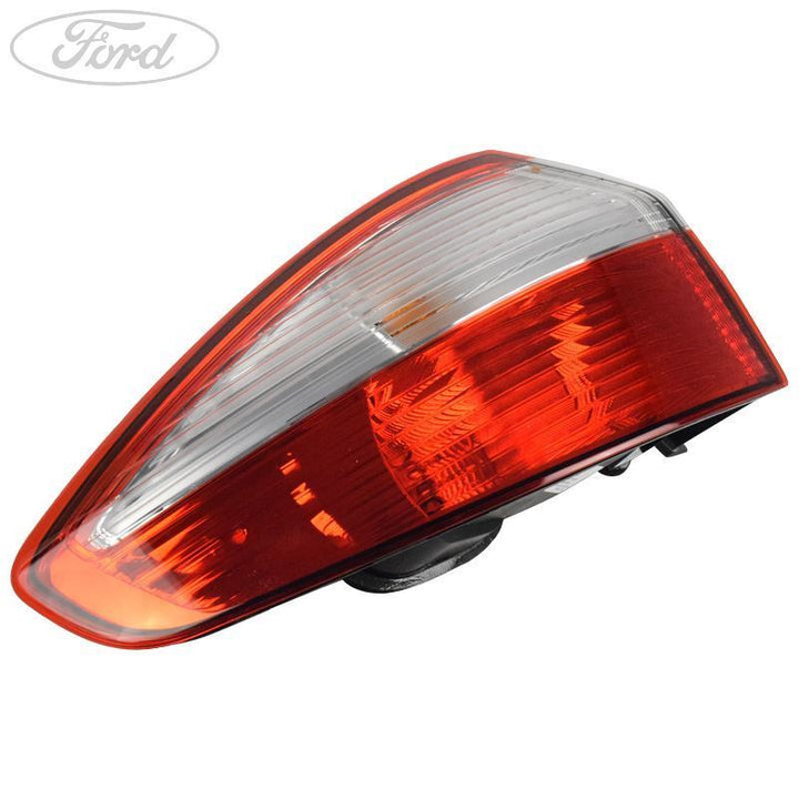 Original Ford Fiesta  Rückleuchteneinheit 4-Türer Limousine 05/2015- 1860338