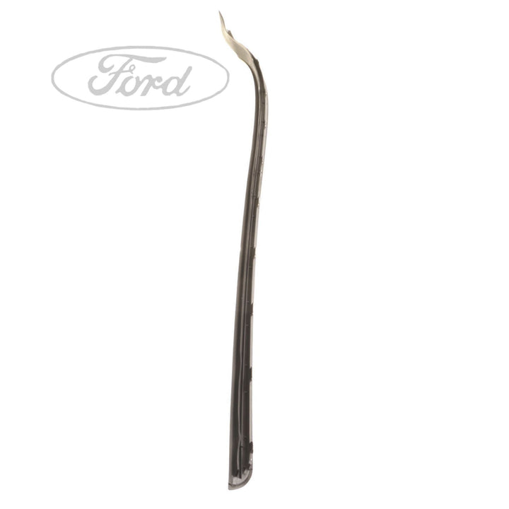 Original Ford Fiesta Einsatzformleiste für die Windschutzscheibe 1746911