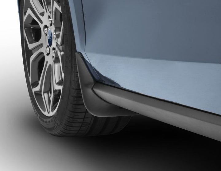 Original Ford Focus Schrägheck vorn und hinten Schmutzfänger konturiert 2018-