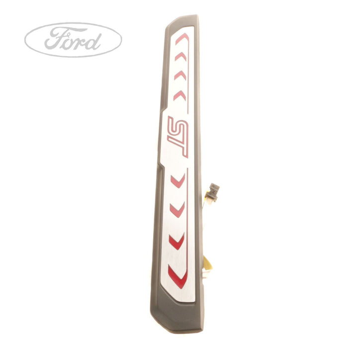 Original Ford Fiesta ST Einstiegsschiene links mit ST Logo 1918010