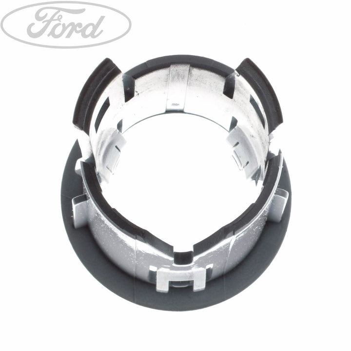 Ford Focus Kuga 2006-2011 Äußerer Parkdistanzhalter x1 1461254