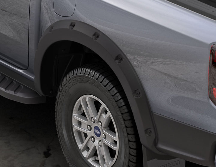 Original Ford Ranger Radhausverbreiterung vorne und hinten, mattschwarz