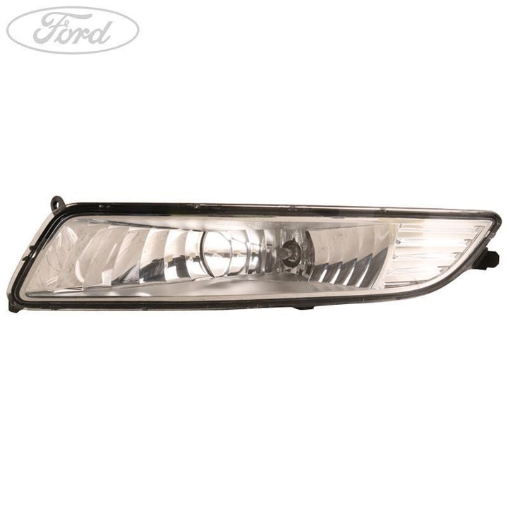 vorne links Nebelscheinwerfer