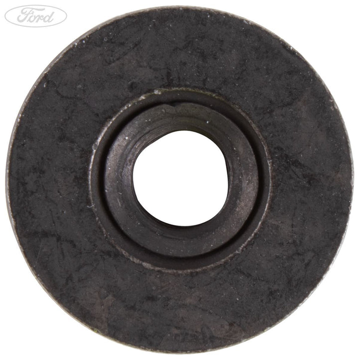 Focus Fiesta Puma Verkleidungsplatte Befestigungsmutter