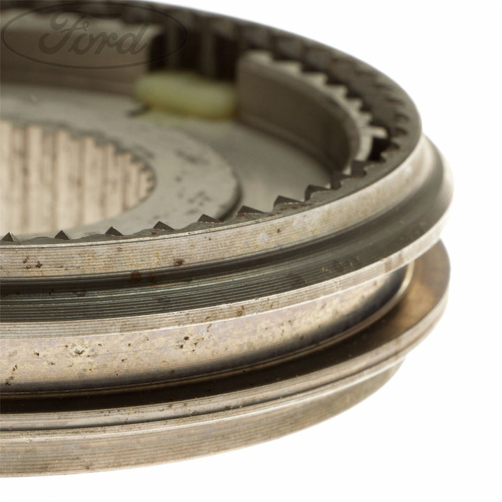 Original Ford Getriebeausgangswelle Synchro 2465216