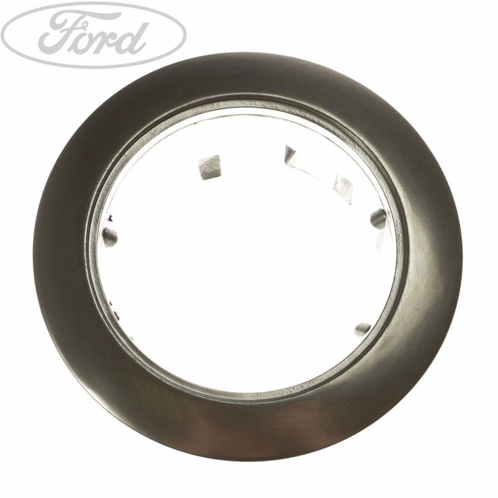 Original Ford Focus 2007-2011 Ring Bodenkonsole 1561267