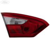 Original Ford Focus  Rücklicht Kombileuchte hinten 4-Türer 11-15 1769302