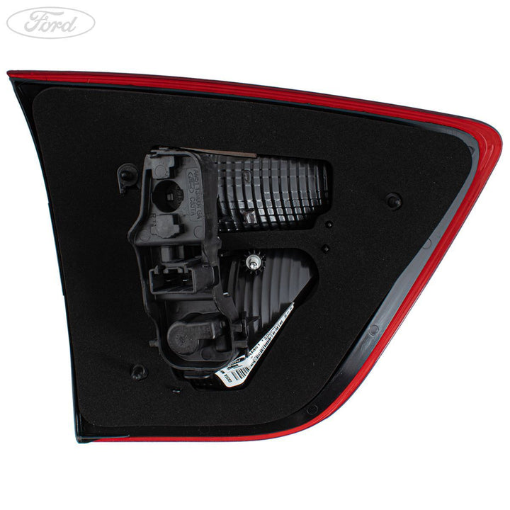 Ford C-Max 2010-2015 Rückleuchte innen hinten rechts 1861698