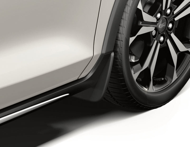 Original Ford Focus Active (auch Turnier) Schmutzfänger vorne