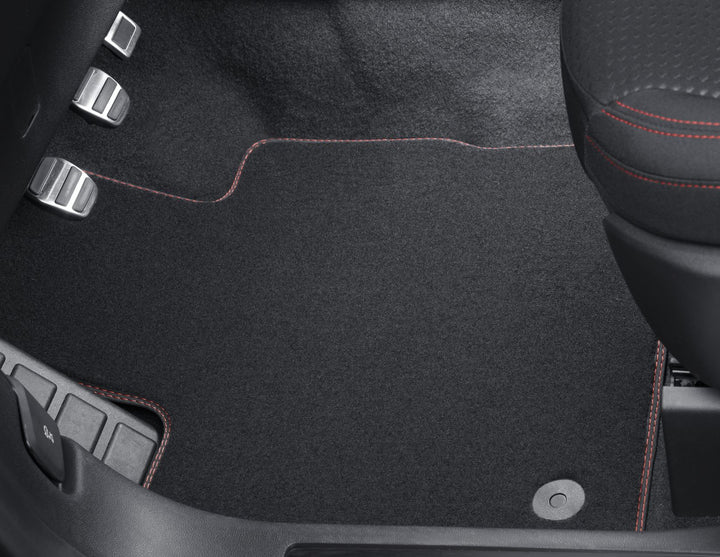 Original Ford Kuga ab 2020 Premium Velours-Fußmatten vorne&hinten,Doppelnaht rot