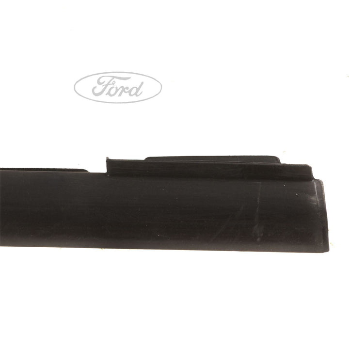 Original Ford Focus 2007-2011 Dichtungsgummi Tür hinten rechts 1748426