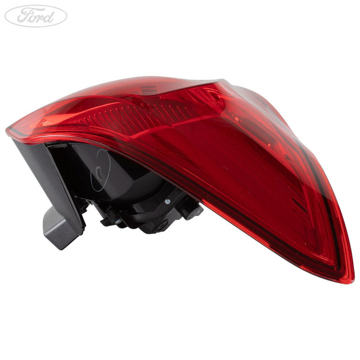 Figo KA+ Rücklicht links Lampe Einheit 5 Tür 2015-2018