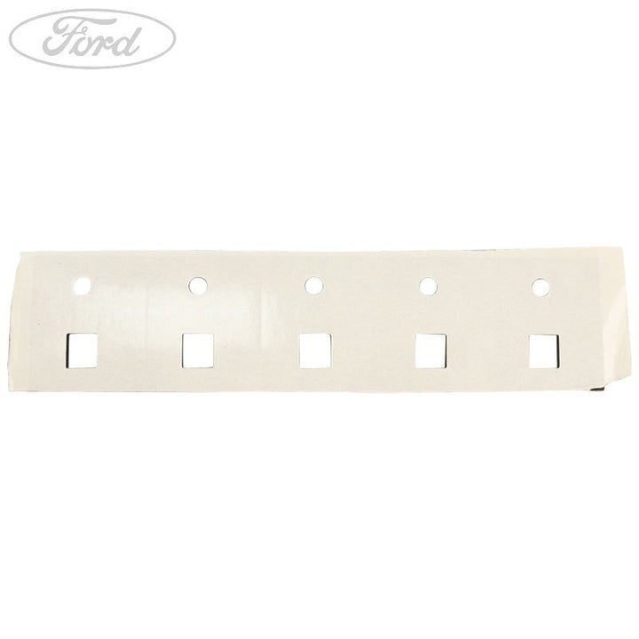 Original Ford  LADERAUMGRIFFPOLSTER 1534071