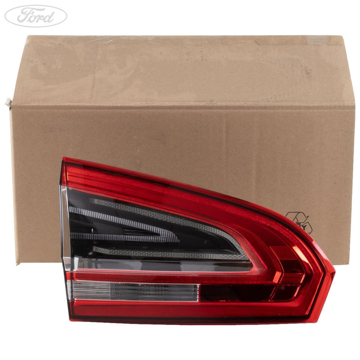 S-MAX WA6 Innen links hinten Licht Rücklicht Cluster
