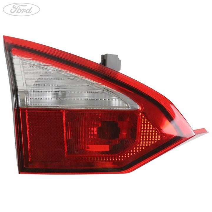 Fiesta Mk8 Hinten Inneres Licht Lampe Einheit 4 Tür Limousine